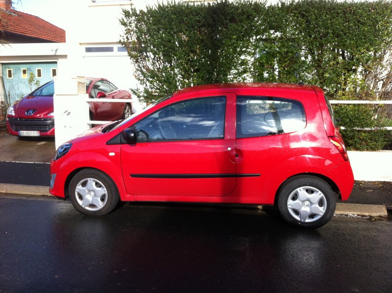 TWINGO.JPG
