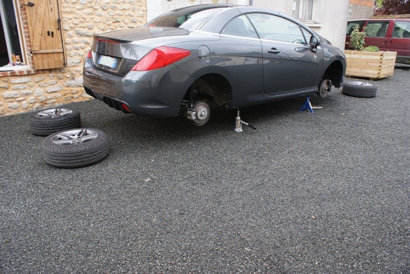 308 CC sur chandelle.JPG