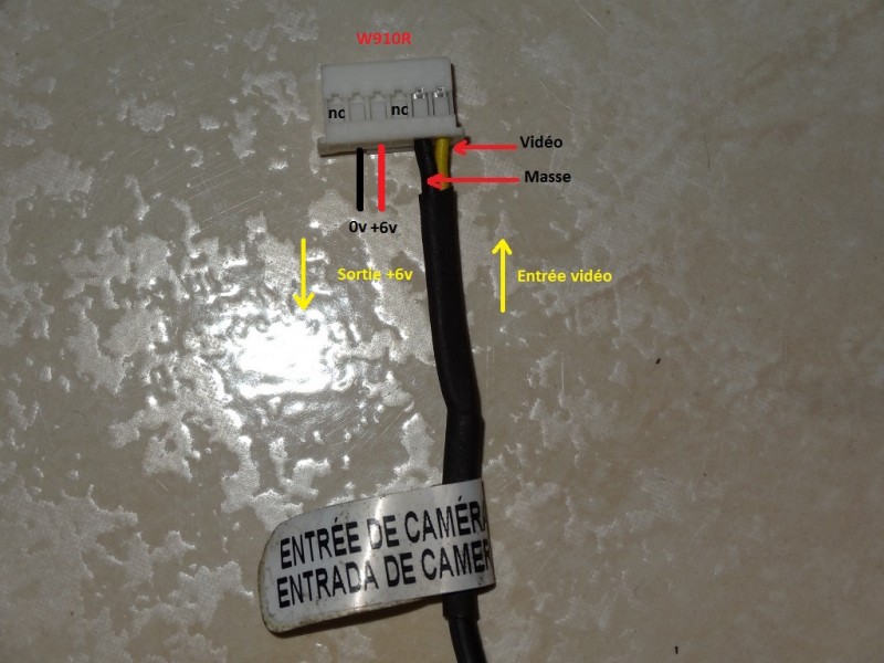 Détail prise 6 contacts KCE-CAM (Alpine).JPG