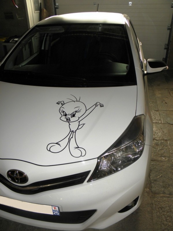 TITI YARIS AV.JPG