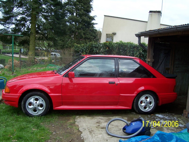 coté conducteur de la XR3..JPG