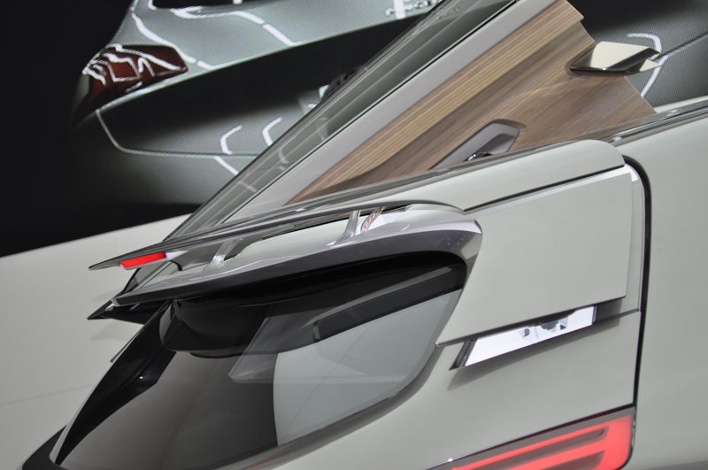 peugeot-hx1-concept-Aileron.jpg