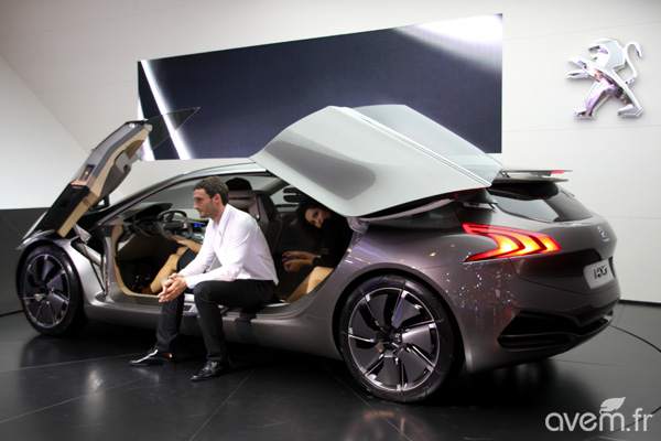peugeot_hx1_iaa_02.jpg