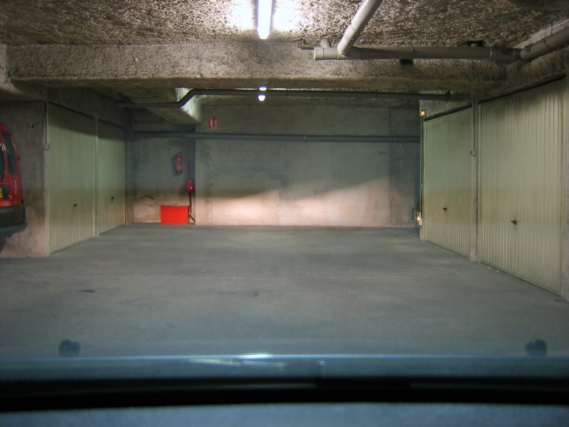 feux de croisement d'origine (parking).JPG (913.99 Kio) Vu 13935 fois feux de croisement d'origine (parking).JPG